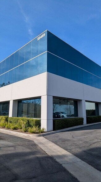 22485 La Palma Ave, Yorba Linda, CA à vendre - Photo du bâtiment - Image 3 de 6