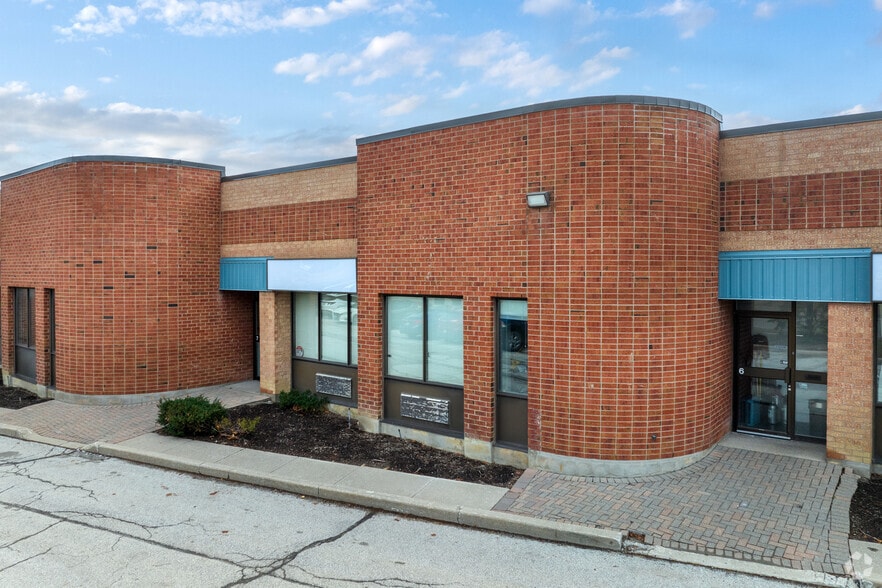 41 Courtland Ave, Vaughan, ON for lease - Building Photo - Image 2 of 3