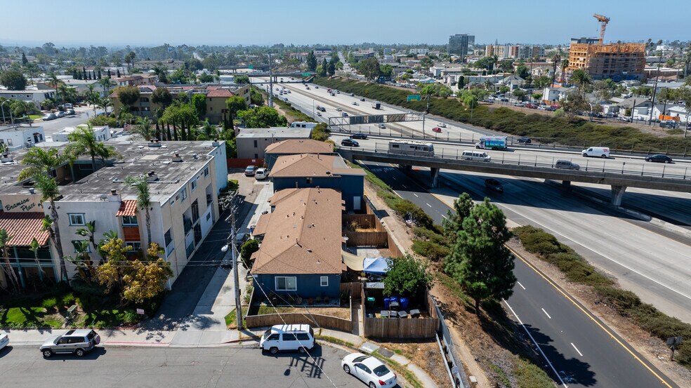 3245-57 Bramson Pl, San Diego, CA à vendre - Aérien - Image 2 de 15