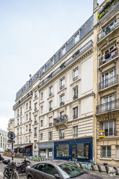 Retail in Paris for lease - Building Photo - Image 3 of 3
