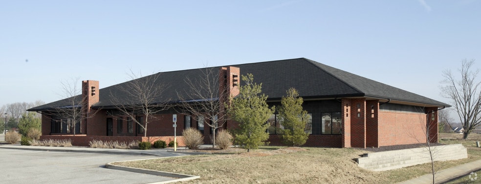 4956 Benchmark Centre, Swansea, IL for lease - Primary Photo - Image 1 of 4