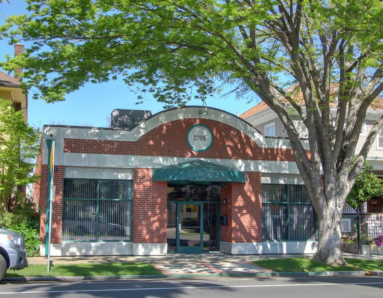 2005 N St, Sacramento, CA for lease - Building Photo - Image 2 of 16