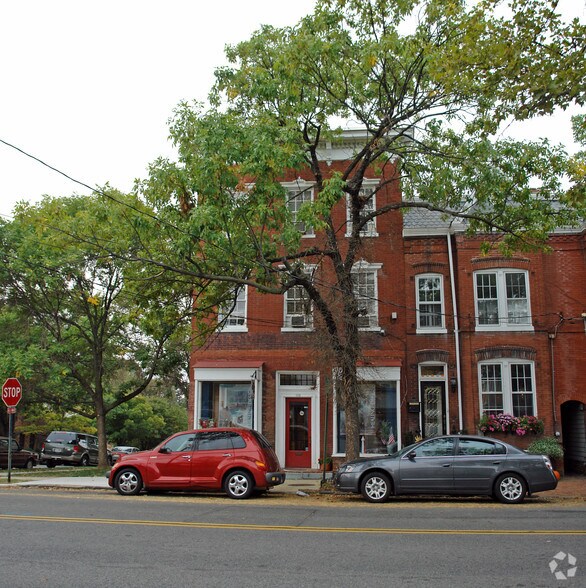 301-305 Franklin St, Alexandria, VA à louer - Photo du bâtiment - Image 2 de 9