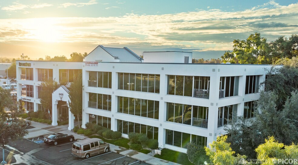 6400 E Grant Rd, Tucson, AZ à vendre - Photo du bâtiment - Image 2 de 9