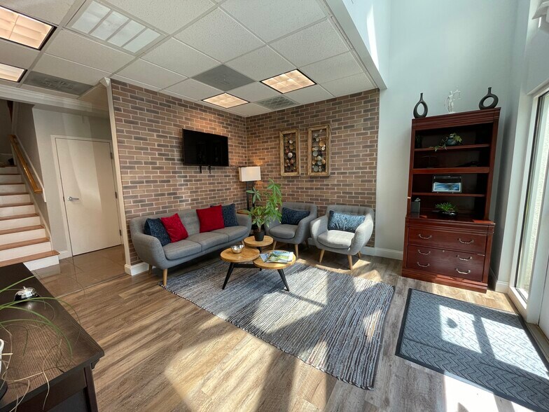 4646 Princess Anne Rd, Virginia Beach, VA à vendre - Photo intérieure - Image 3 de 12