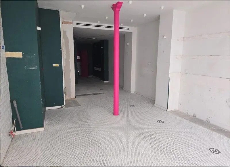 Commerce de détail dans Paris à louer - Photo intérieure - Image 2 de 4