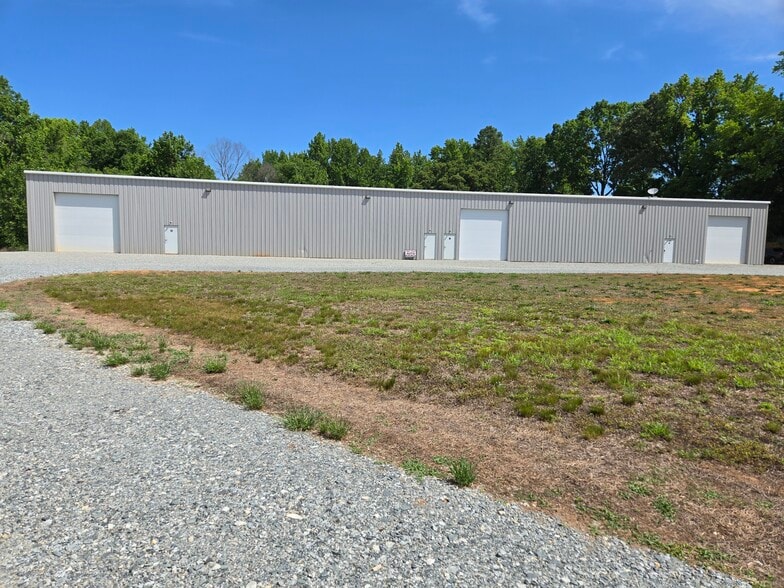 1200 Snider Kines Rd, Linwood, NC for sale - Building Photo - Image 2 of 16