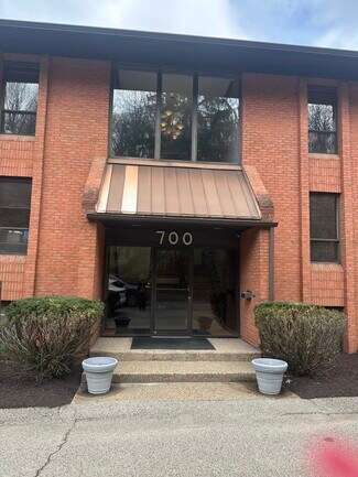 Plus de détails pour 700 McKnight Park Dr, Pittsburgh, PA - Bureau à vendre