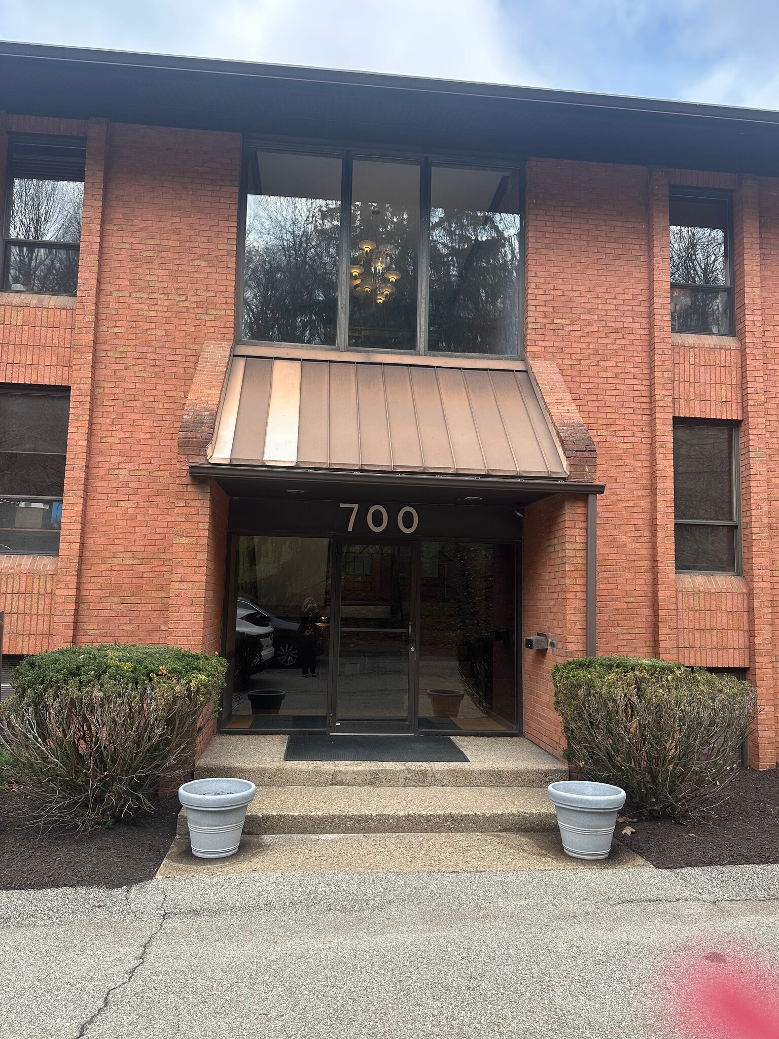 700 McKnight Park Dr, Pittsburgh, PA for sale Building Photo- Image 1 of 9