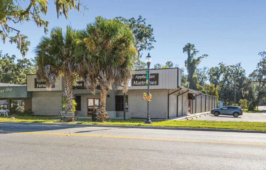 305 N Main St, High Springs, FL à vendre - Photo du bâtiment - Image 3 de 4