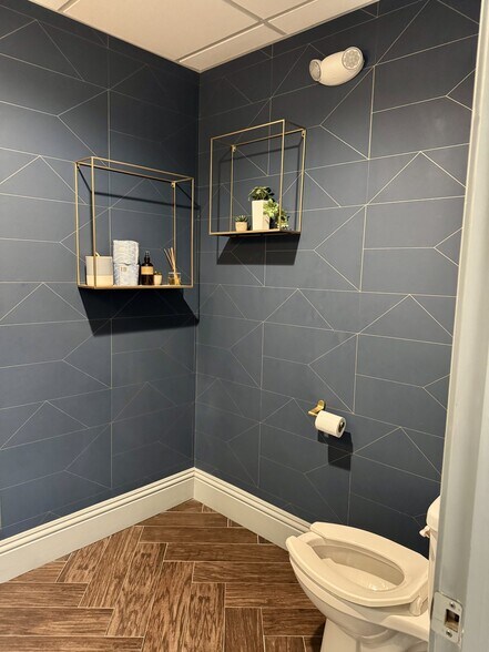 215 E Main St, Lakeland, FL for lease - Interior Photo - Image 2 of 11