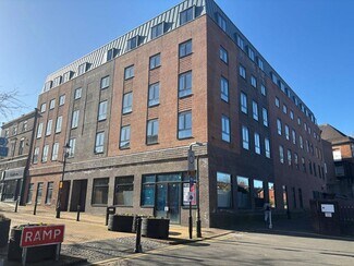 Plus de détails pour 47 Ironmarket, Newcastle Under Lyme - Commerce de détail à louer