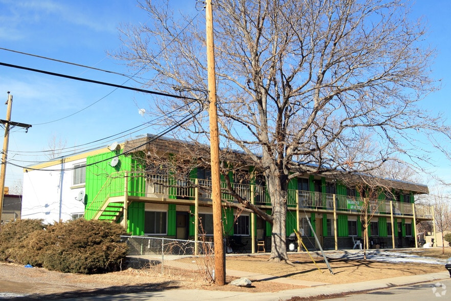 725 Moore St, Lakewood, CO for sale - Primary Photo - Image 1 of 17