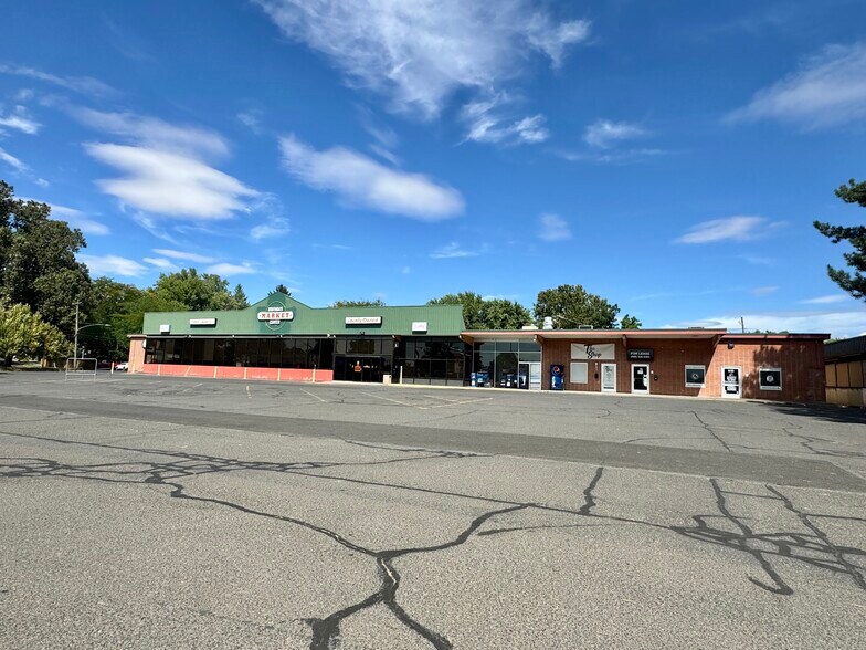 905 S 2nd Ave, Walla Walla, WA à vendre - Photo du bâtiment - Image 3 de 29