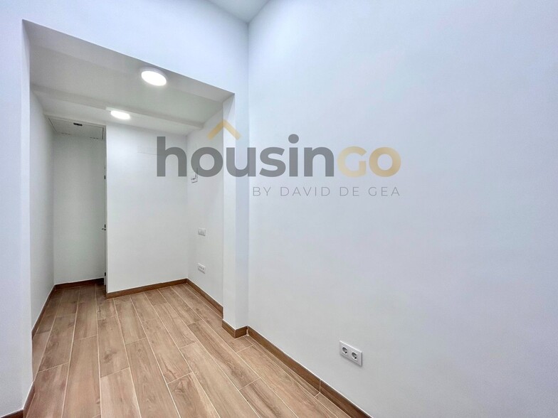 Retail in Madrid, Madrid for lease - Interior Photo - Image 3 of 4