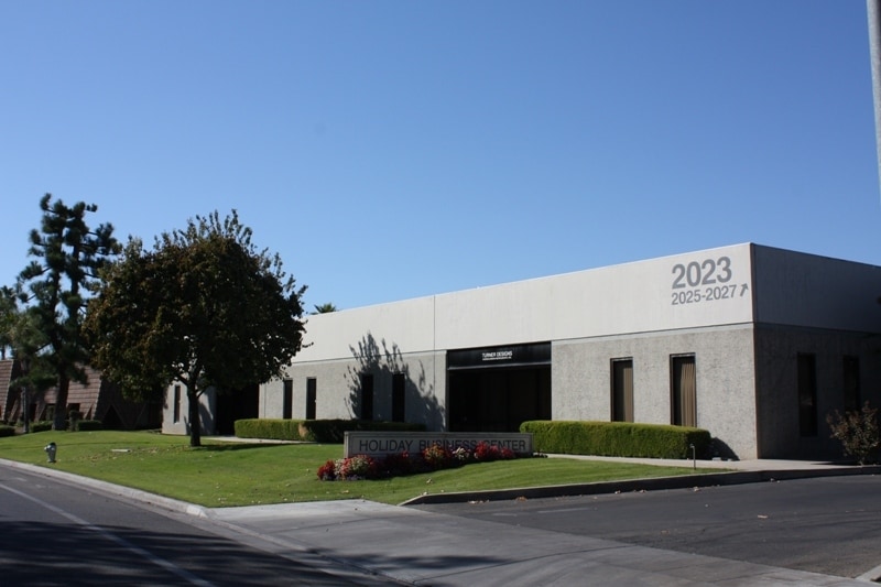 2025 N Gateway Blvd, Fresno, CA for lease Interior Photo- Image 1 of 6