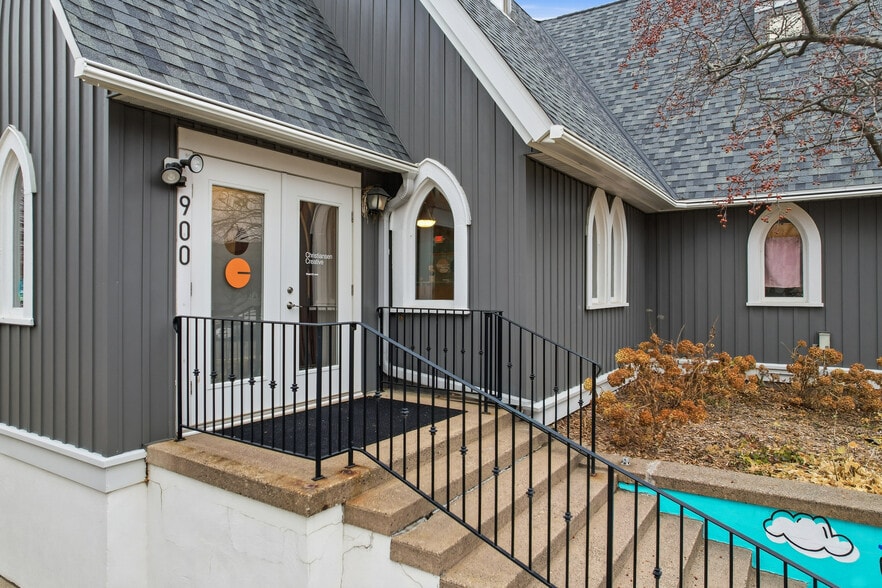 900 4th St, Hudson, WI à vendre - Photo du bâtiment - Image 2 de 24