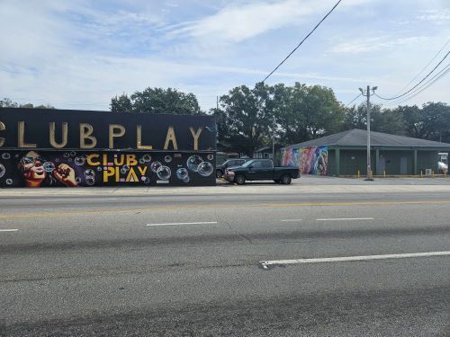 8123 N Nebraska Ave, Tampa, FL for sale - Building Photo - Image 1 of 9