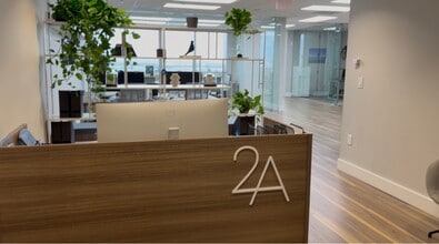 1001 Brickell Bay Dr, Miami, FL for lease Interior Photo- Image 1 of 4