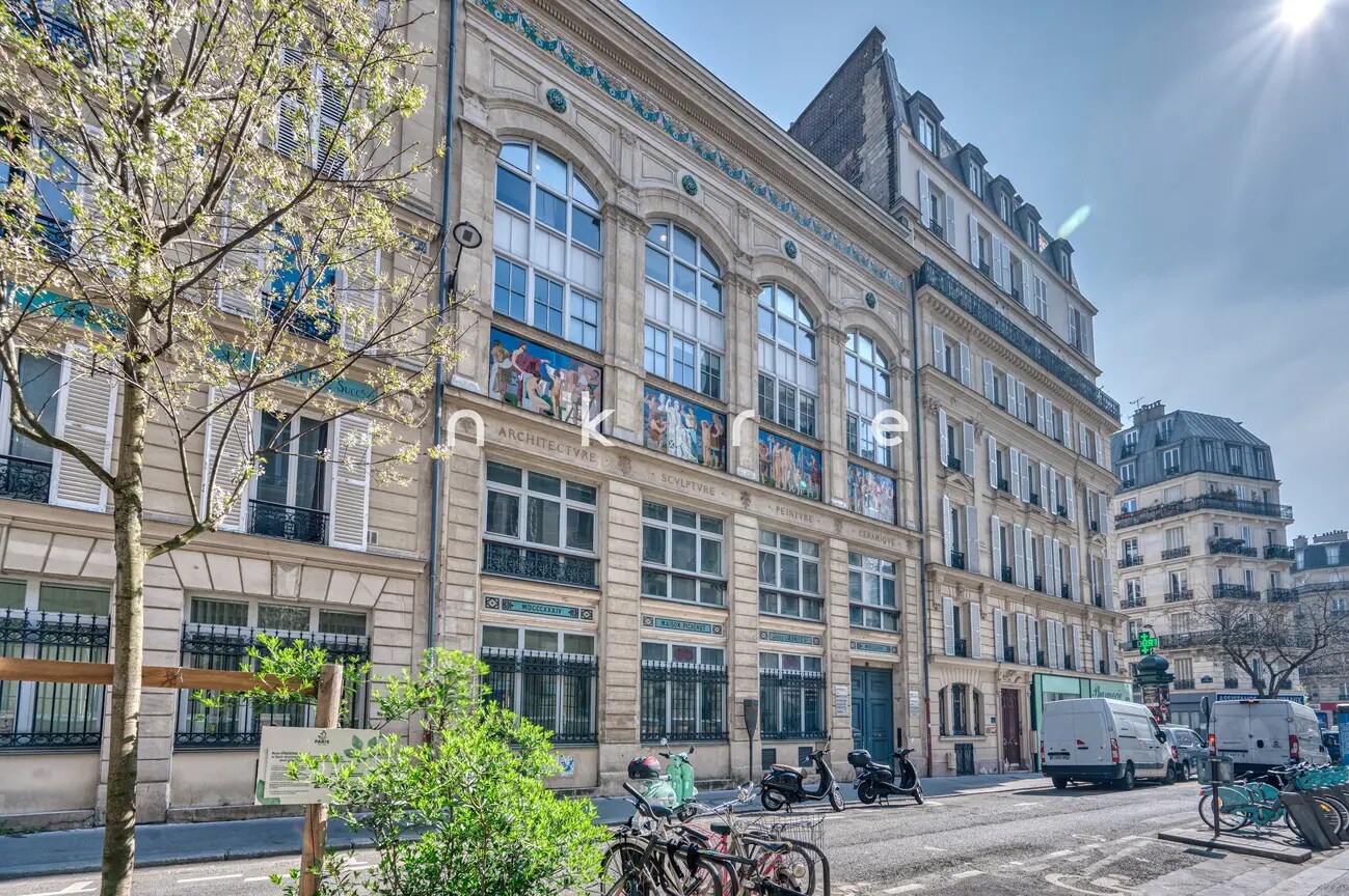 4 Rue De La Pierre Levée, Paris à louer Photo du bâtiment- Image 1 de 3