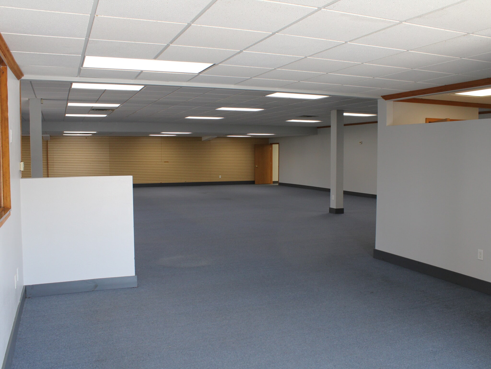 223 N Seymour St, Fond Du Lac, WI for lease Interior Photo- Image 1 of 15