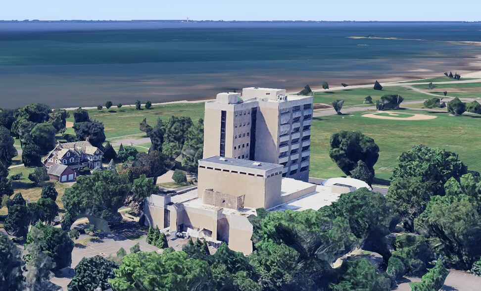 505 University Ave, Bridgeport, CT à louer - Photo du bâtiment - Image 2 de 11