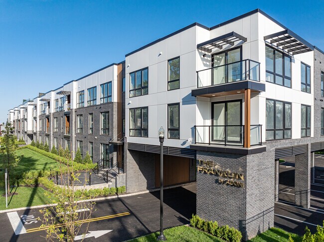 Plus de détails pour 516 North Ave E, Westfield, NJ - Multi-résidentiel à vendre