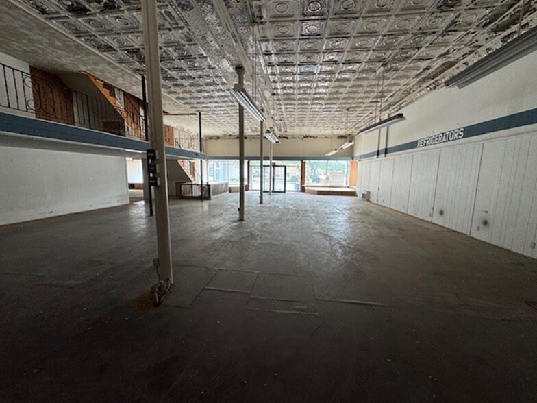 325 7th St, Rockford, IL for sale - Building Photo - Image 3 of 4
