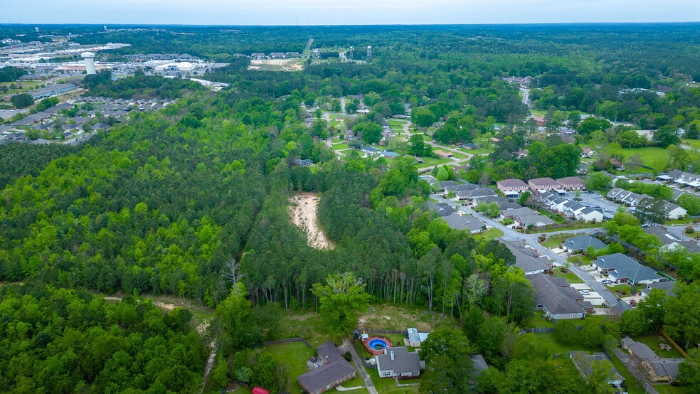 Madison Place Blvd, Hattiesburg, MS à vendre - Photo du bâtiment - Image 3 de 10