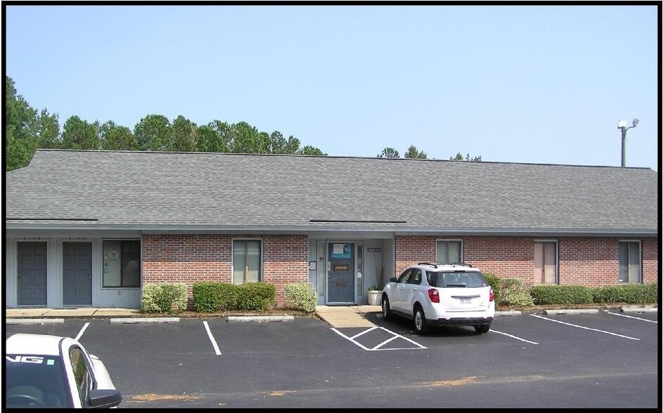 108 N Kerr Ave, Wilmington, NC for sale - Building Photo - Image 3 of 3
