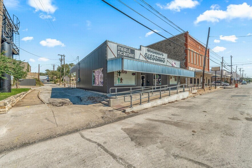 120 E Blackjack St, Dublin, TX à vendre - Photo du bâtiment - Image 3 de 34