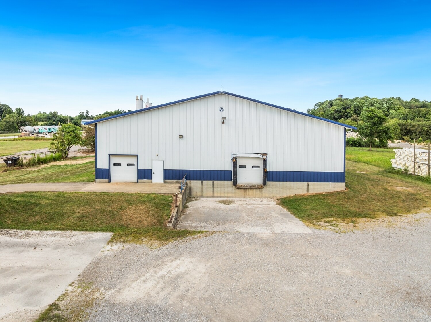 1400 Commerce Dr, New Lexington, OH for sale Primary Photo- Image 1 of 13