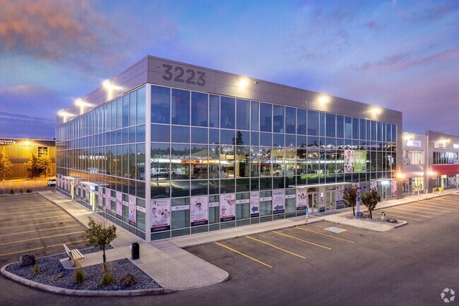 More details for 3105-3223 5 Ave NE, Calgary, AB - Office for Lease