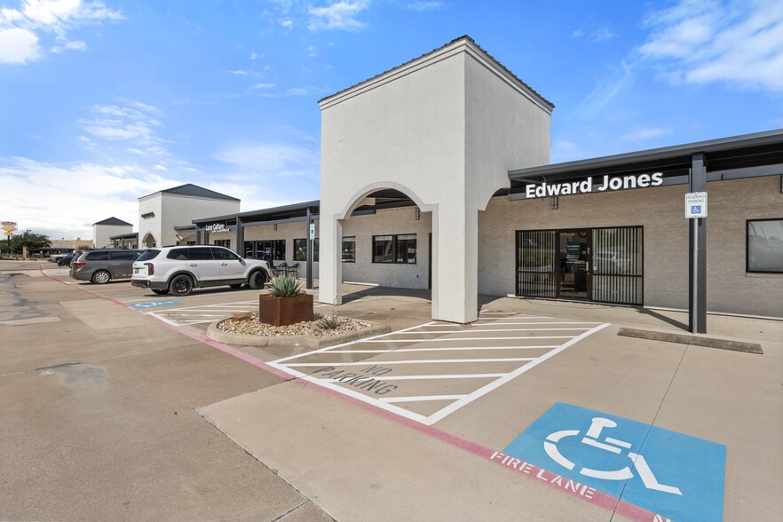 108 S Ranch House Rd, Aledo, TX for lease - Building Photo - Image 2 of 6