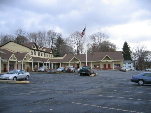 1191 Route 9W, Marlboro, NY à louer - Photo du bâtiment - Image 3 de 5