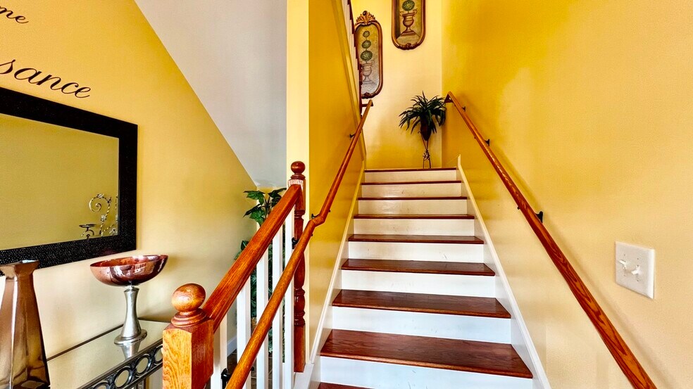 2469 E Piedmont Rd, Marietta, GA à louer - Photo du bâtiment - Image 3 de 9