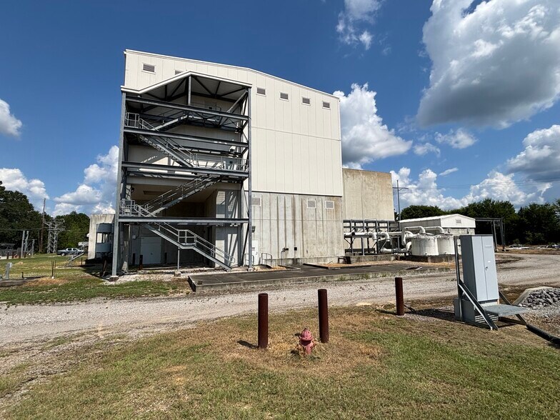 4358 Highway 373, Columbus, MS à vendre - Photo du bâtiment - Image 2 de 12