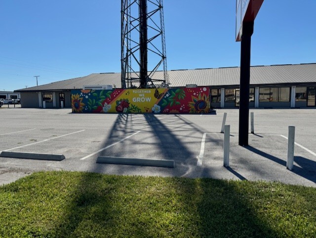 709 N Park Rd, Plant City, FL à louer - Photo du bâtiment - Image 2 de 5