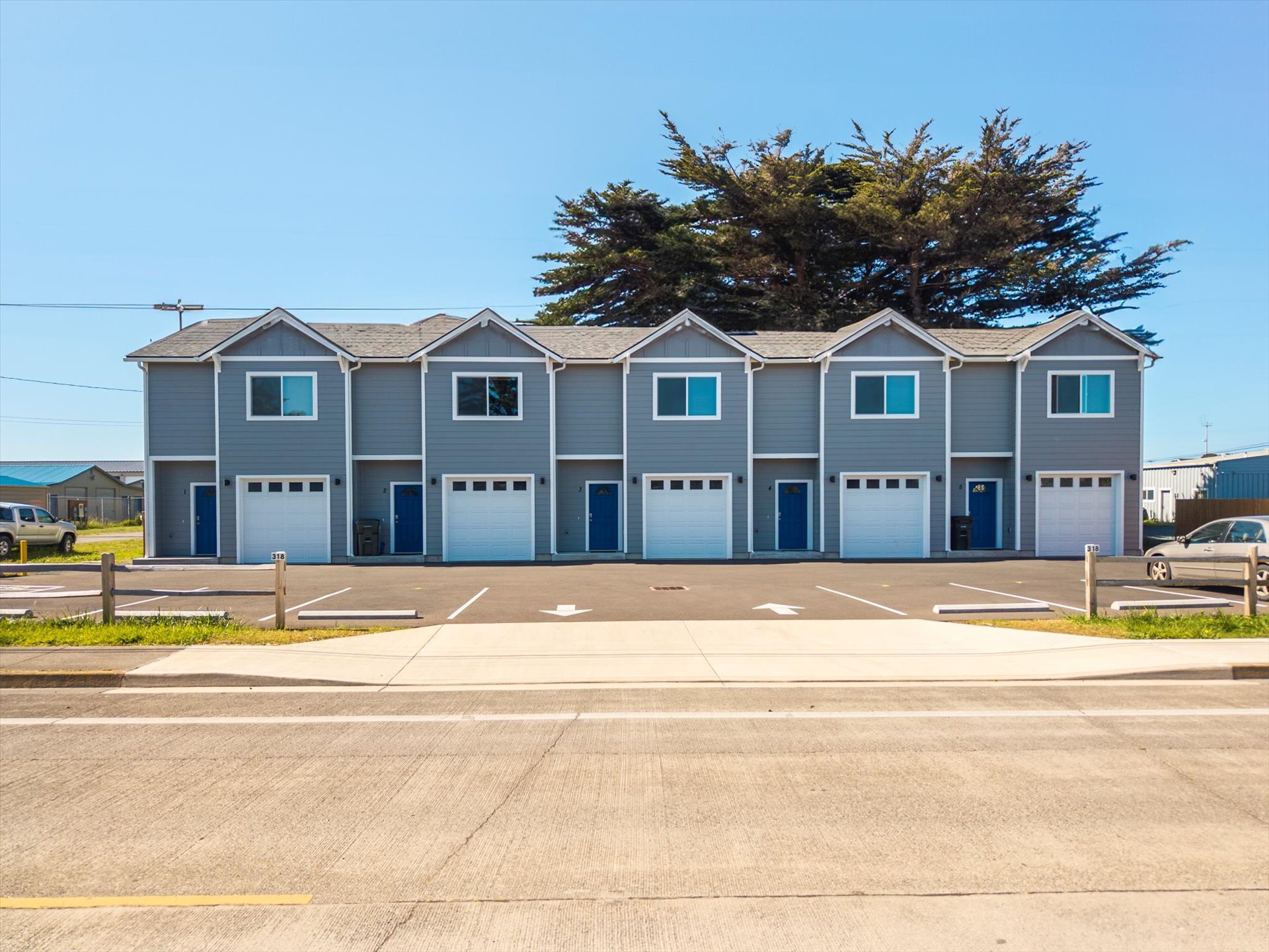 318 11th St SE, Bandon, OR à vendre Photo principale- Image 1 de 1