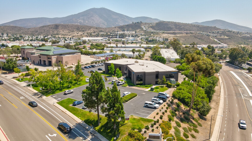 10225 Austin Dr, Spring Valley, CA for lease - Primary Photo - Image 1 of 22