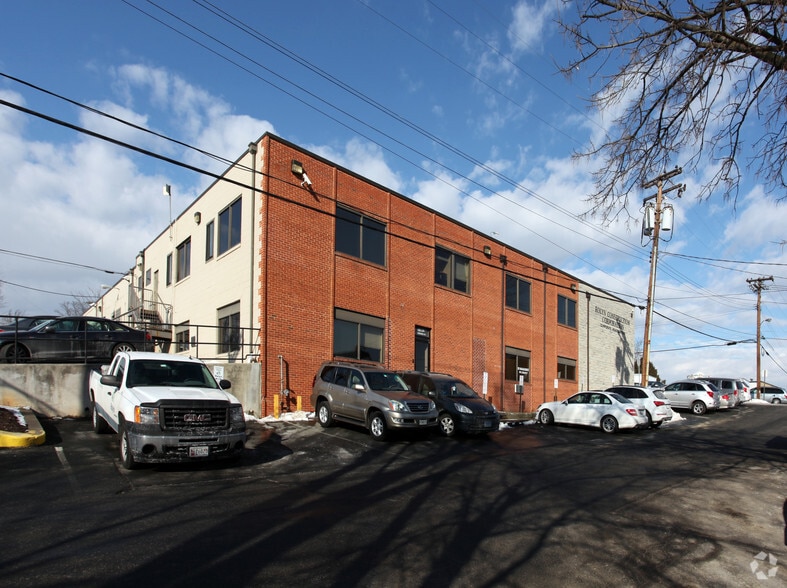 5706-5712 Frederick Ave, Rockville, MD for lease - Primary Photo - Image 1 of 4