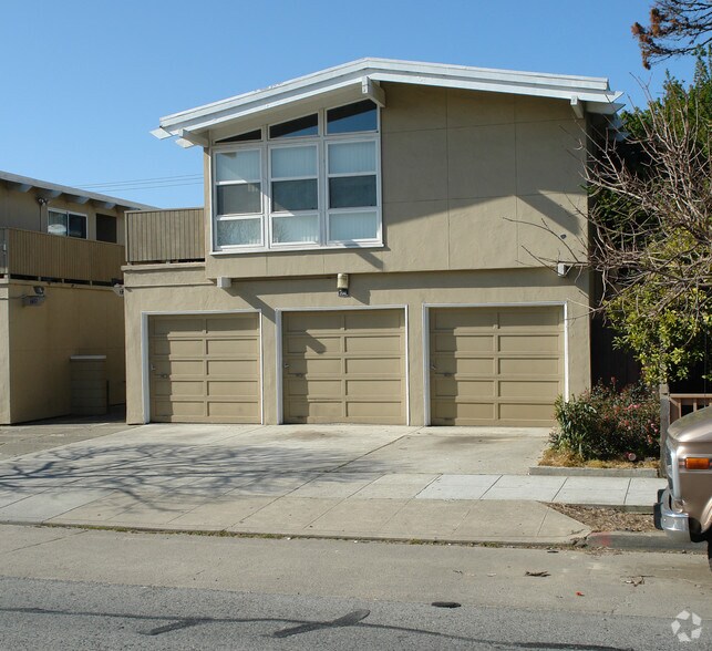 739 N Amphlett Blvd, San Mateo, CA à vendre - Photo du bâtiment - Image 2 de 8