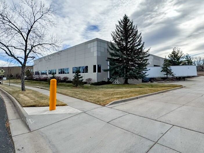 6880 Winchester Cir, Boulder, CO à louer - Photo du bâtiment - Image 3 de 10