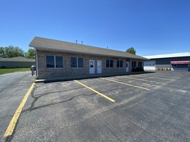 978 Crosby Ave, Sycamore IL - Épicerie