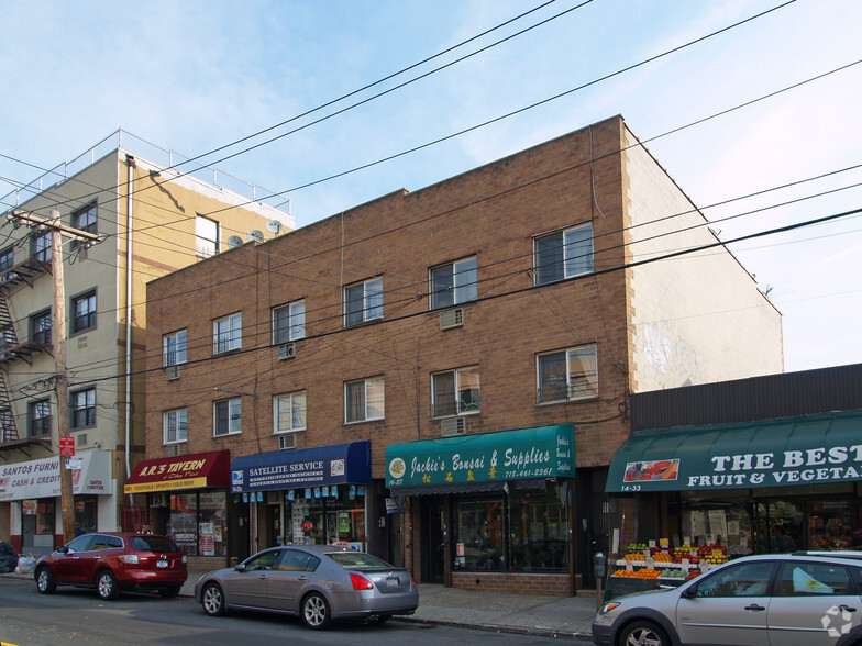 14-27 College Point Blvd, Flushing, NY for sale - Primary Photo - Image 1 of 6