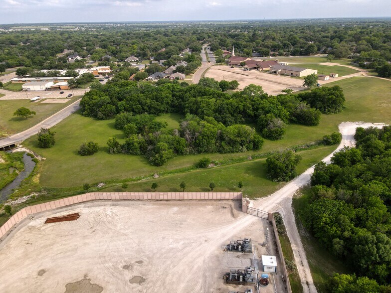 TBD Featherstone Street, Cleburne, TX for sale - Primary Photo - Image 1 of 5