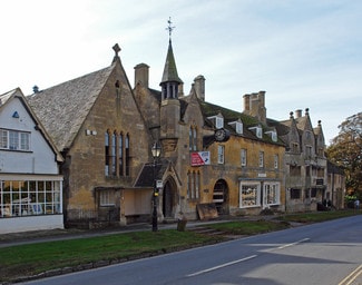 Plus de détails pour 67 High St, Broadway - Commerce de détail à vendre