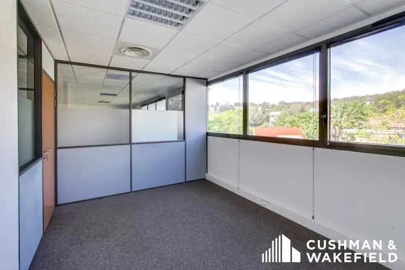 515 Avenue De La Tramontane, La Ciotat for lease - Building Photo - Image 2 of 23