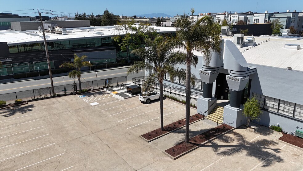 1375 Ocean Ave, Emeryville, CA à louer - Photo du bâtiment - Image 2 de 7
