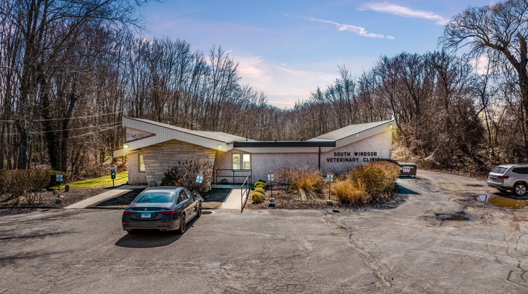69 Oakland Rd, South Windsor, CT à vendre Photo principale- Image 1 de 9